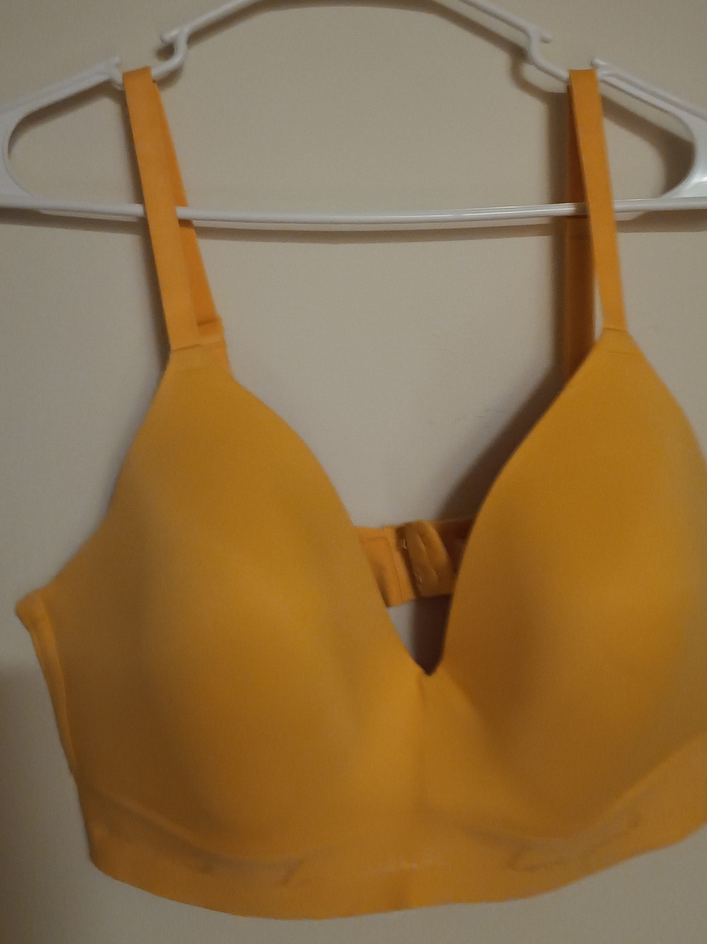 PINK VICTORIA SECRET 38D BRA